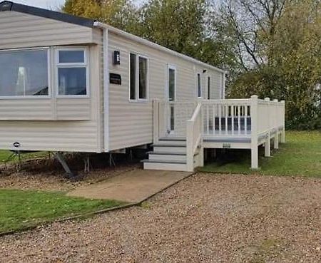 Ksr Hot Tub Holiday Home At Tattershall Lakes 외부 사진