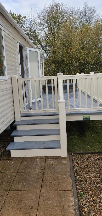 Ksr Hot Tub Holiday Home At Tattershall Lakes 외부 사진