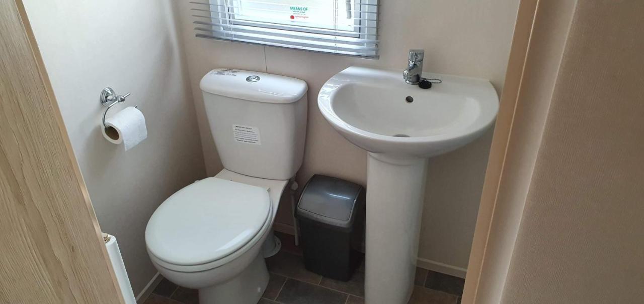 Ksr Hot Tub Holiday Home At Tattershall Lakes 외부 사진