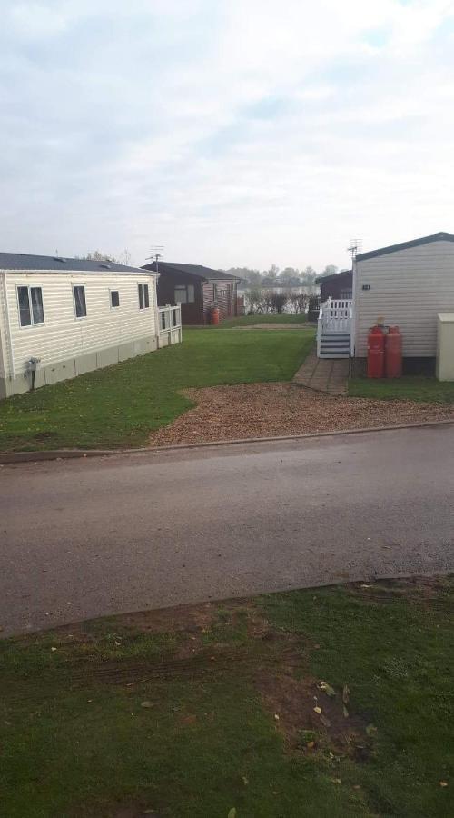 Ksr Hot Tub Holiday Home At Tattershall Lakes 외부 사진